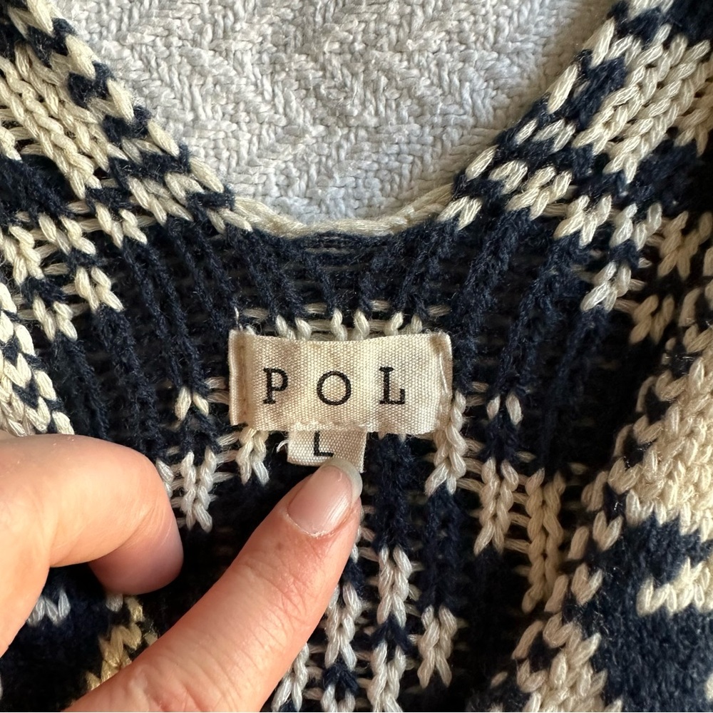 POL women’s sweater - Picture 6 of 9